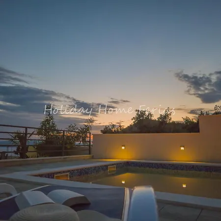 Ferias In Makarska, With Private Pool Willa