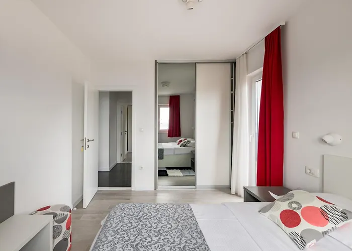 Ferias In Makarska, With Private Pool Villa *