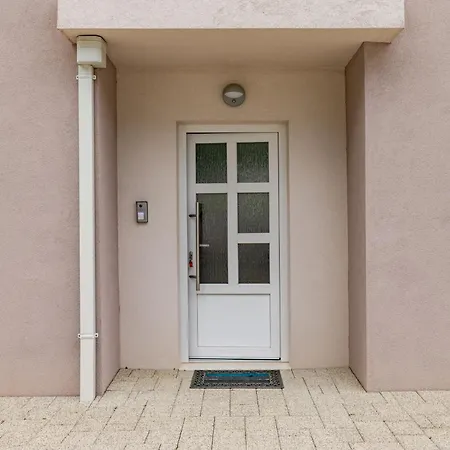 Ferias In Makarska, With Private Pool * Makarska