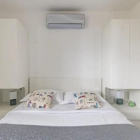 빌라 Ferias In Makarska, With Private Pool 마카르스카