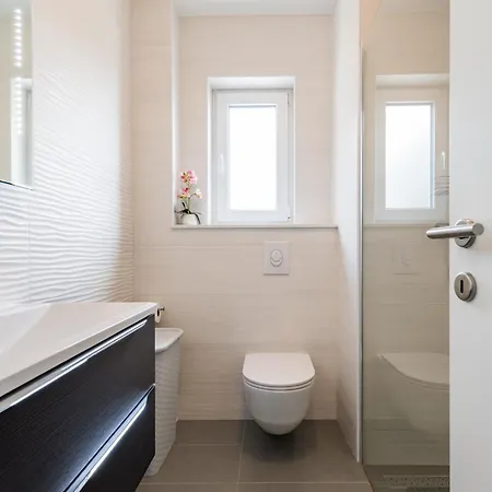 Ferias In Makarska, With Private Pool