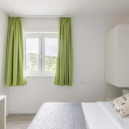 Ferias In Makarska, With Private Pool 빌라