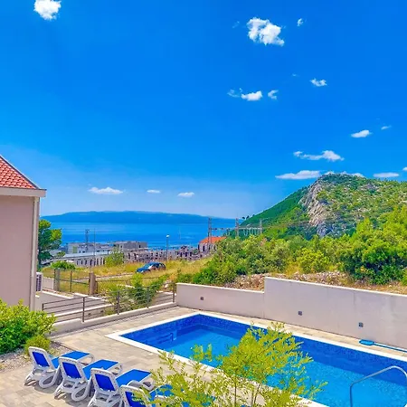 Ferias In Makarska, With Private Pool ヴィラ *