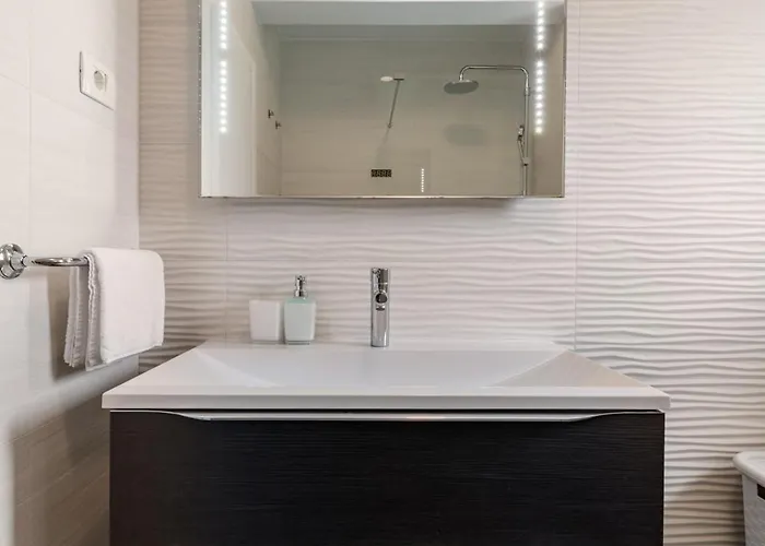 Ferias In Makarska, With Private Pool *