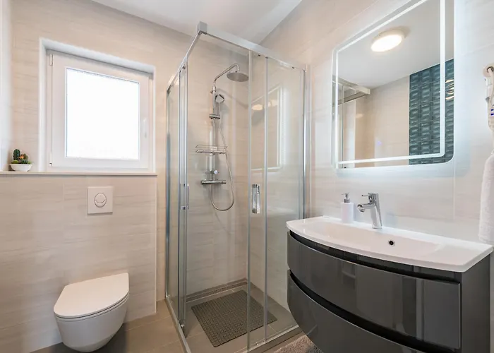 Ferias In Makarska, With Private Pool