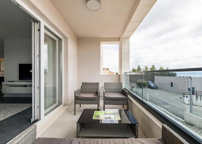 Ferias In Makarska, With Private Pool וילה