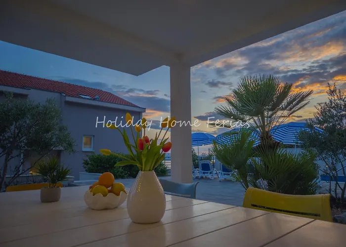 Ferias In Makarska, With Private Pool