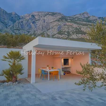 Villa Ferias In Makarska, With Private Pool Makarska